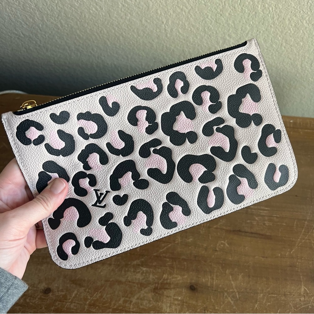 💸 SOLD • Louis Vuitton Wild at Heart Neverfull MM Cream Empreinte - Picture 15 of 16